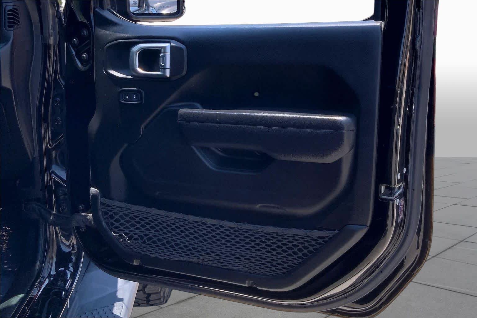 Used 2022 Black Clearcoat Jeep Texas Trail image 21