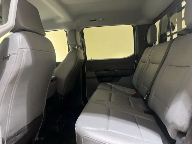 Certified Used 2025 Oxford White Ford XL image 19