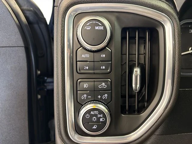 Used 2021 Blue GMC Denali image 23