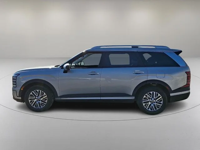 New 2026 Silver Hyundai SEL Premium image 4