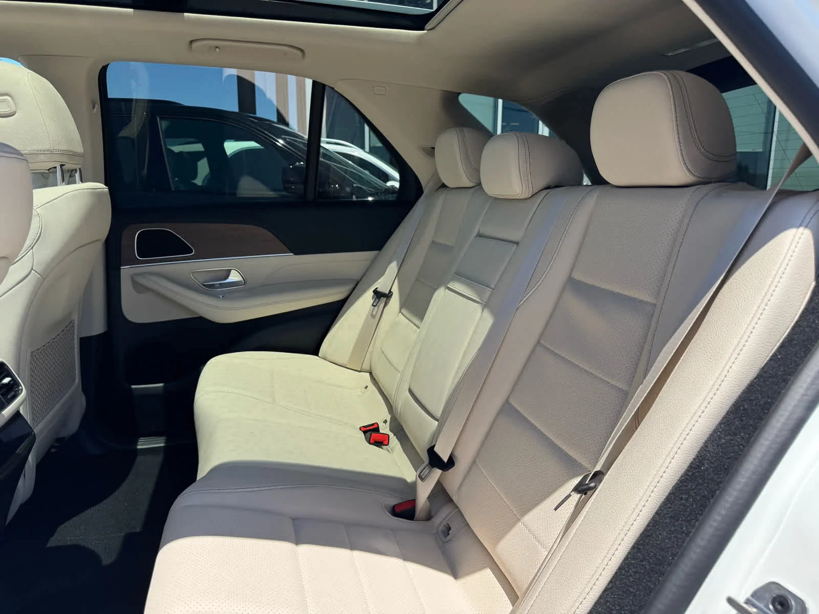 New 2026 Polar White Mercedes-Benz GLE 350 image 36