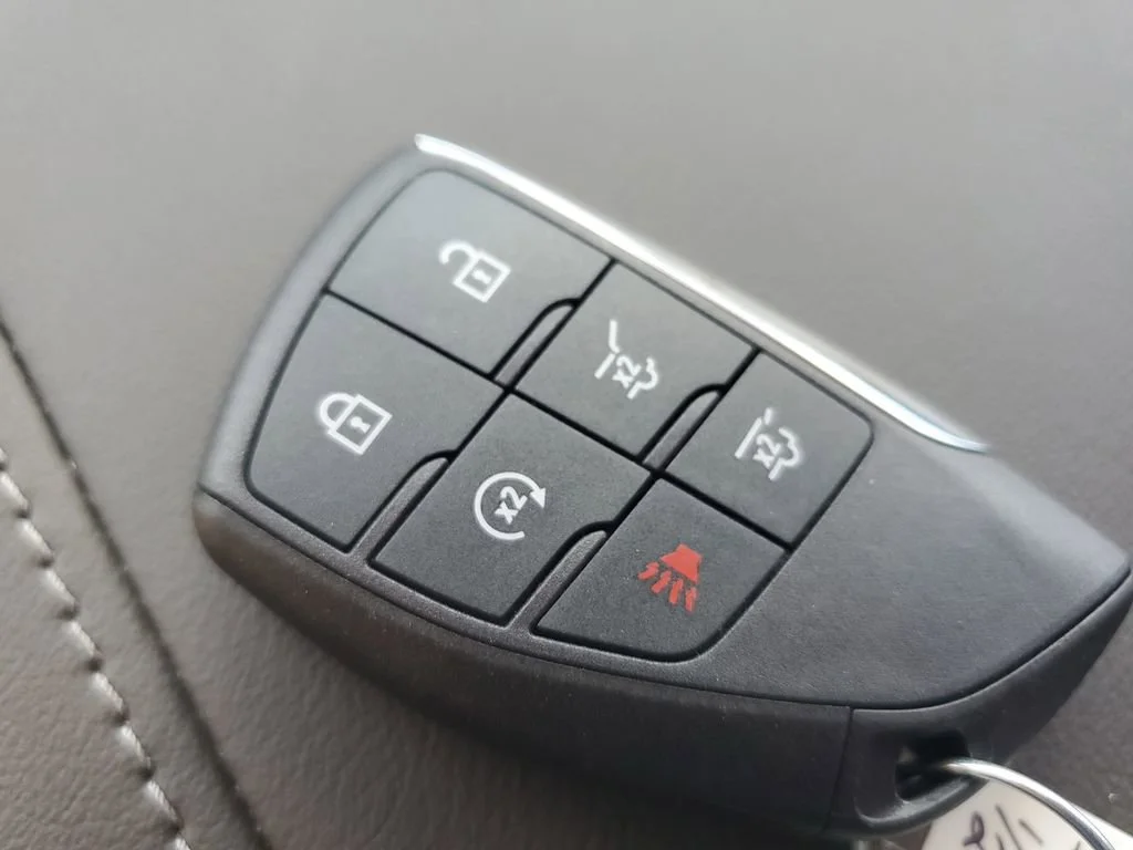Used 2026 Radiant Red Tintcoat Chevrolet LT image 27