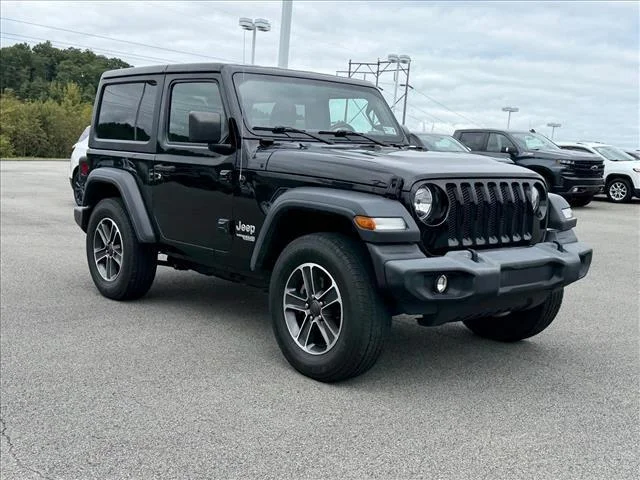 Used 2020 Black Clearcoat Jeep Sport S image 7