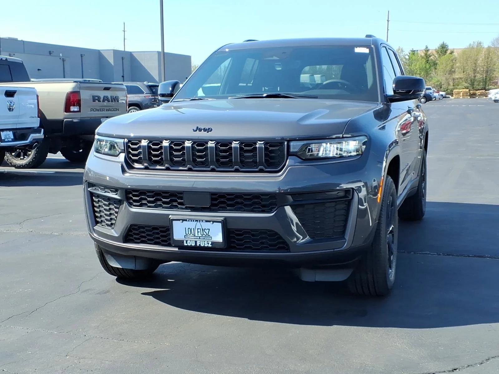 New 2026 Baltic Gray Metallic Clear-Coat Exterior Paint Jeep Altitude image 2