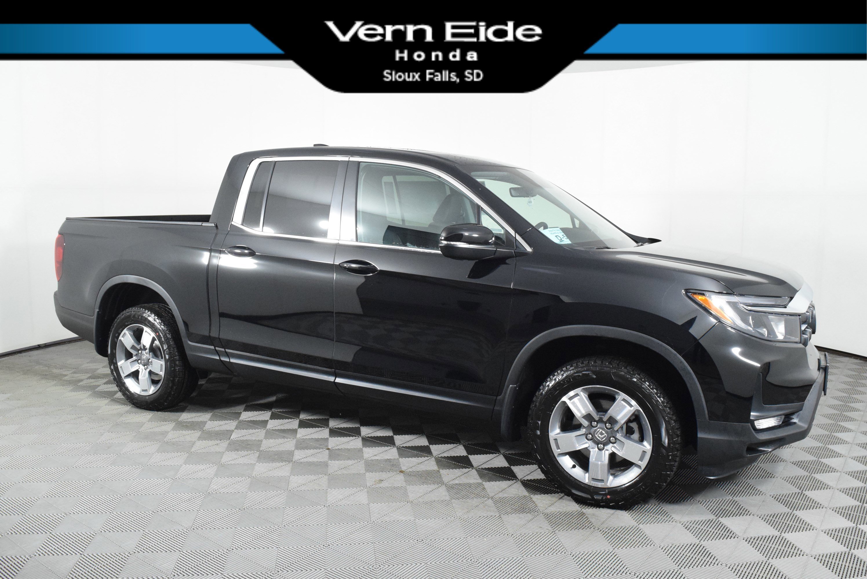 2026 Honda Ridgeline RTL AWD's photo