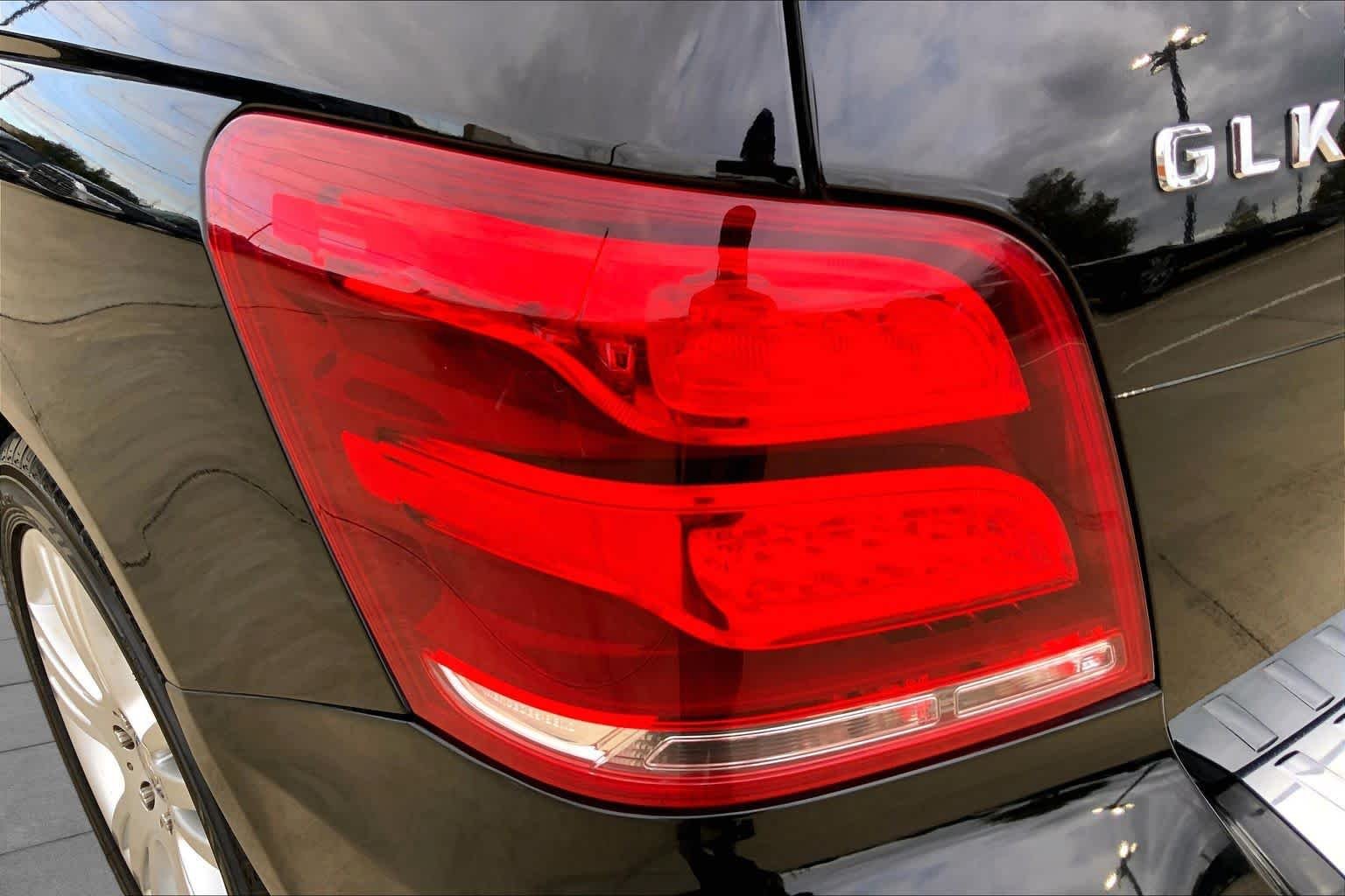 Used 2014 BLACK Mercedes-Benz GLK 250 BlueTEC® image 28