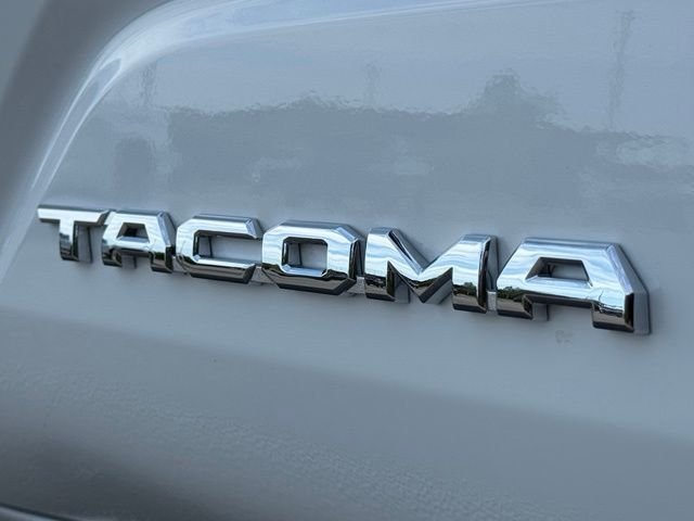 Used 2026 White Toyota SR5 image 16