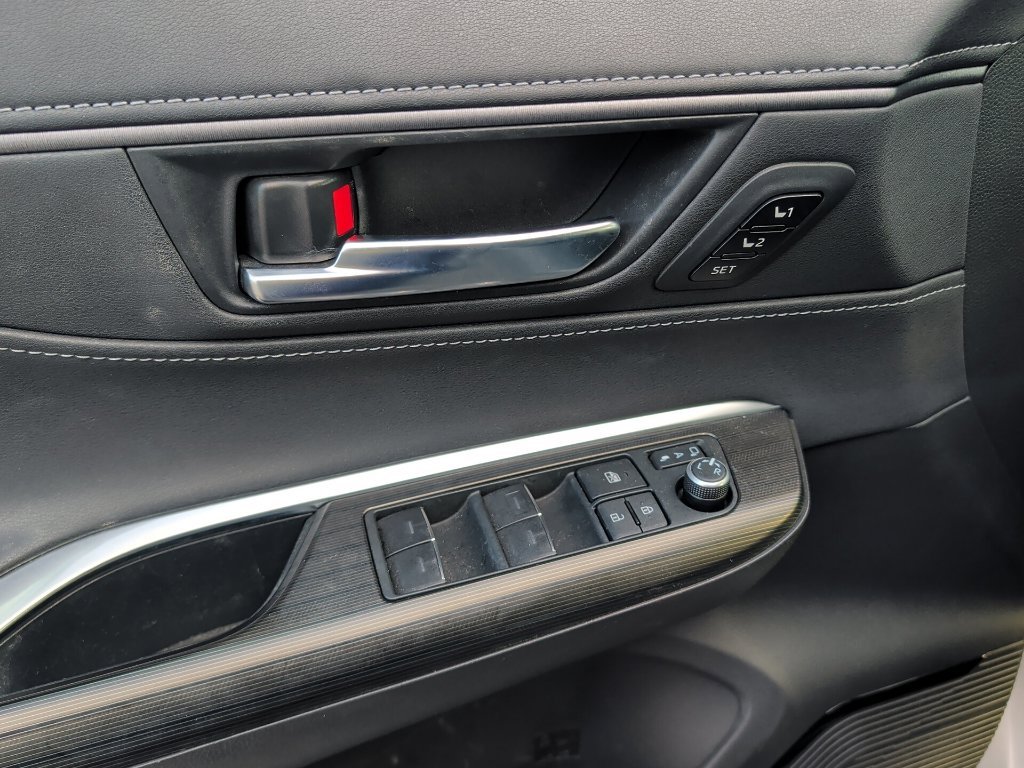 Used 2021 Gray Toyota Limited image 7