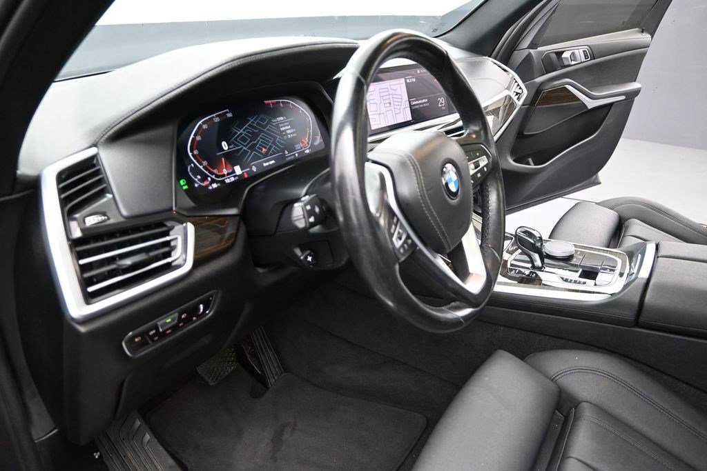 Used 2020 Arctic Gray Metallic BMW xDrive40i image 15