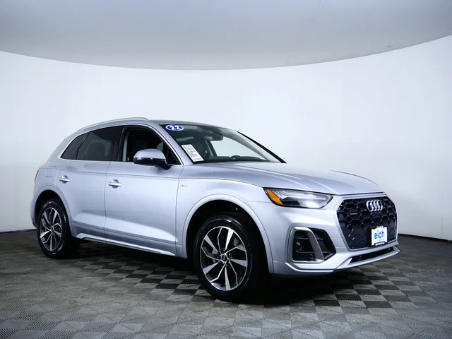 2022 Audi Q5 S line Premium Plus