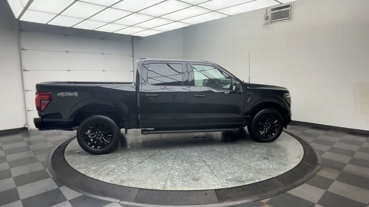 Used 2025 Black Ford LARIAT image 42
