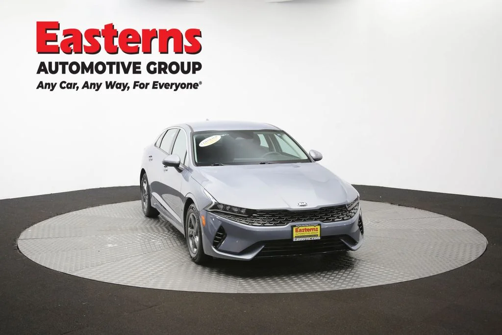 Used 2021 Silver Kia LXS image 49