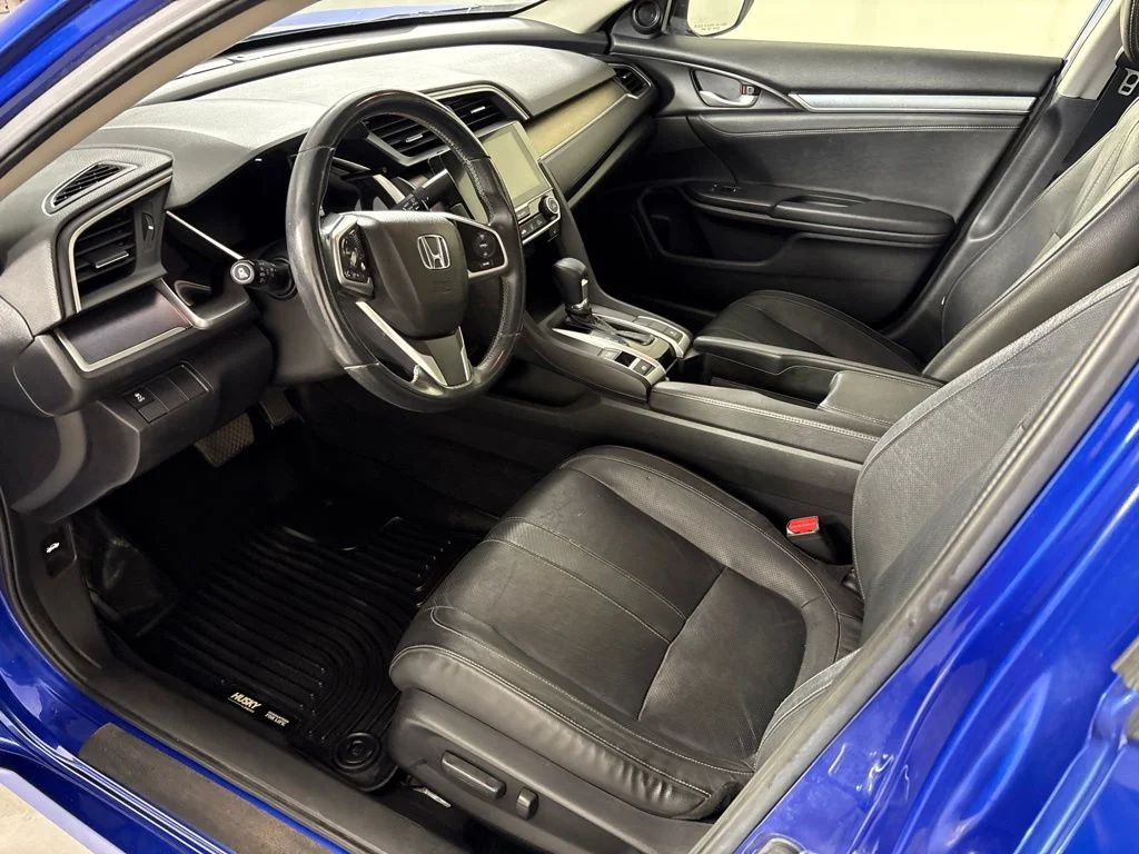 Used 2018  Honda EX-L image 23