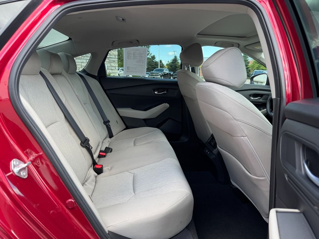 2025 Honda Accord SE - Photo 10