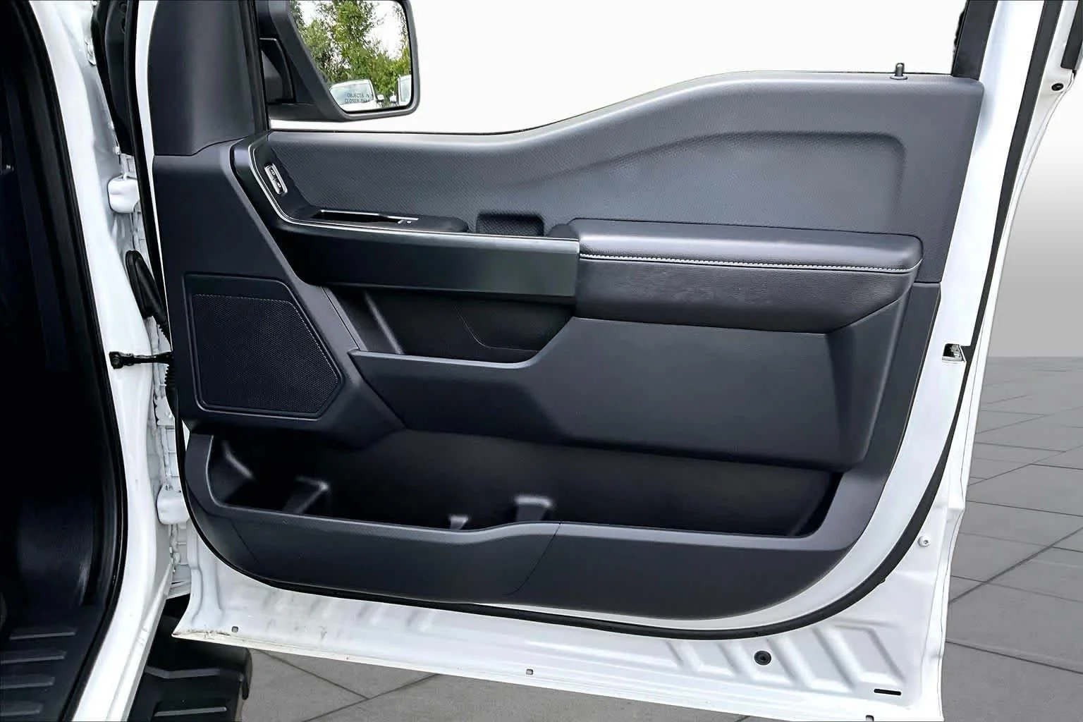 Used 2025 Oxford White Ford STX image 21
