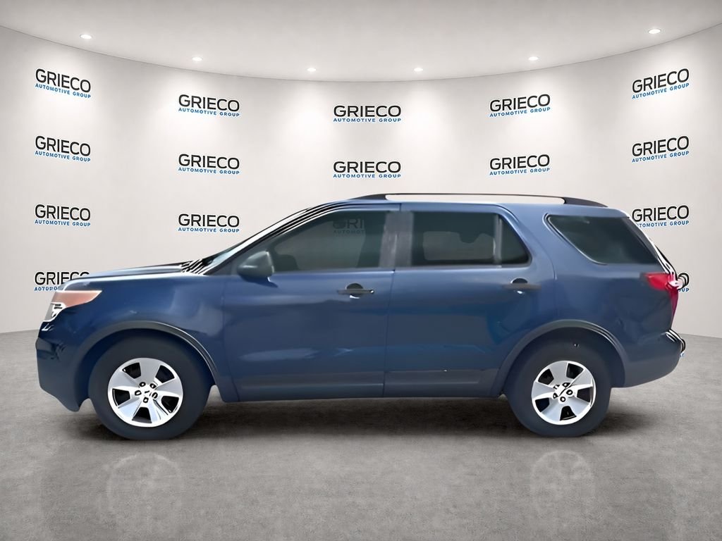 Used 2012 Blue Ford Base image 4