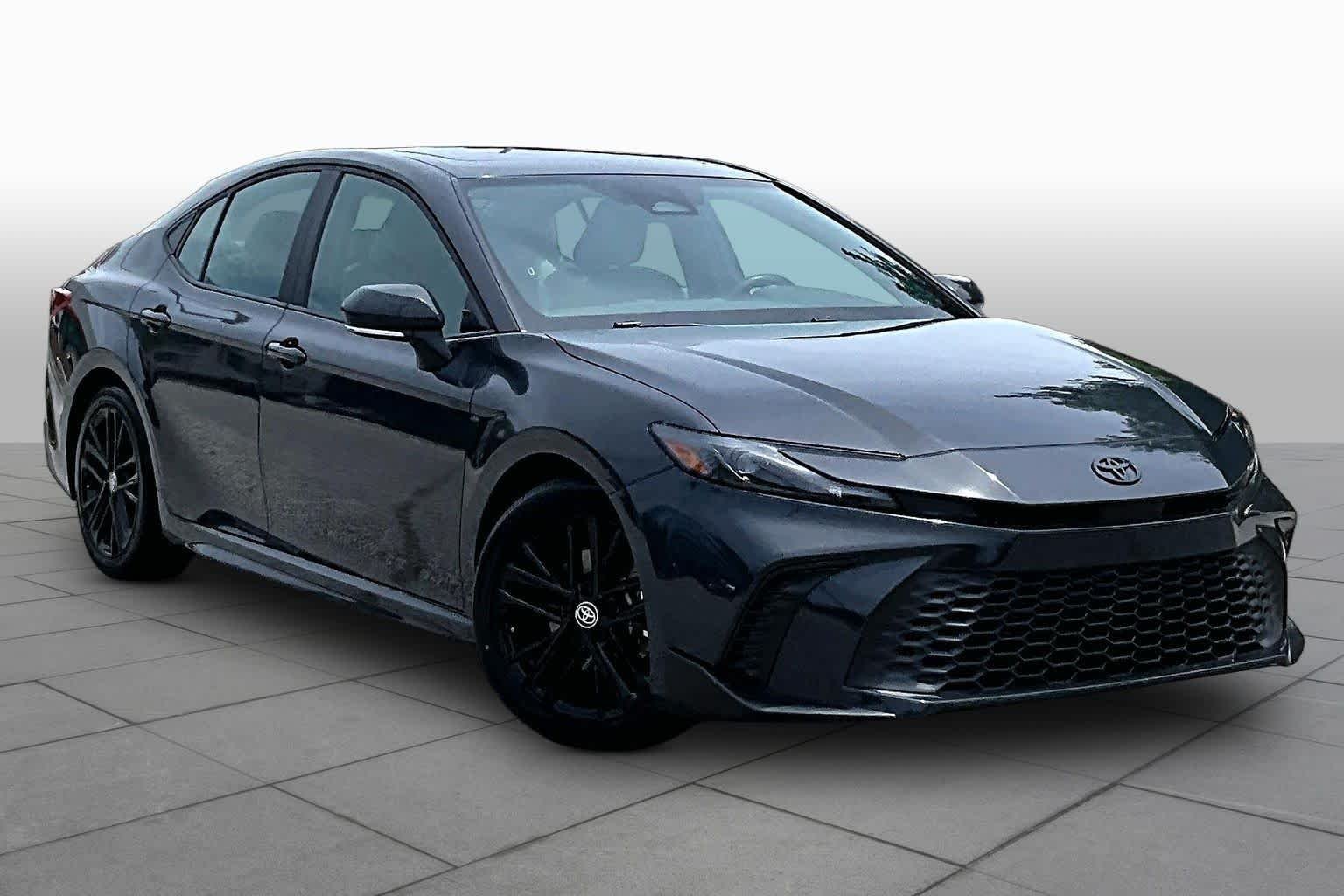 Used 2025 Underground Toyota SE image 3