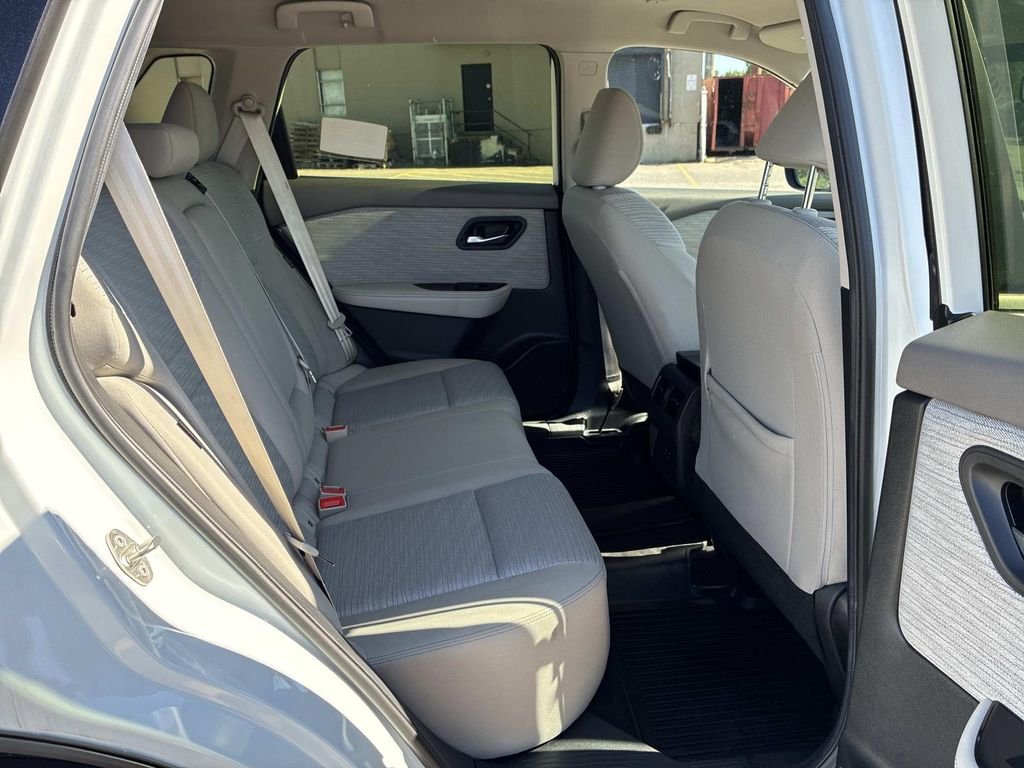 Used 2023 White Nissan SV image 11