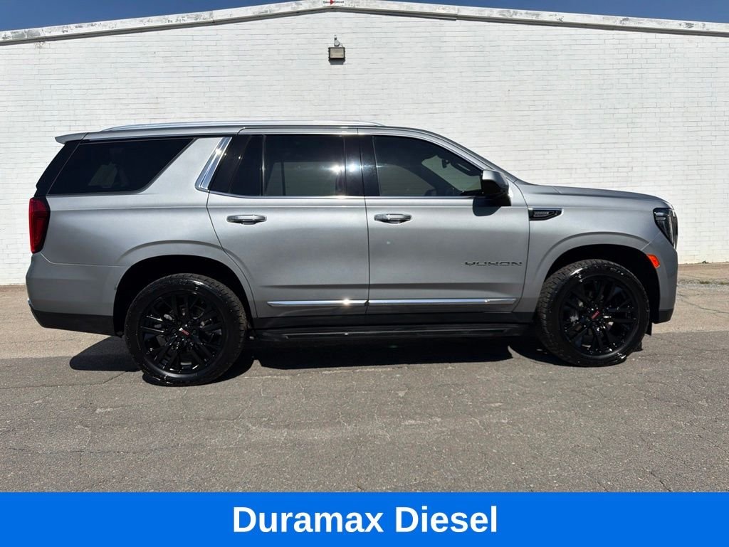 2023 GMC Yukon 4WD SLT's photo