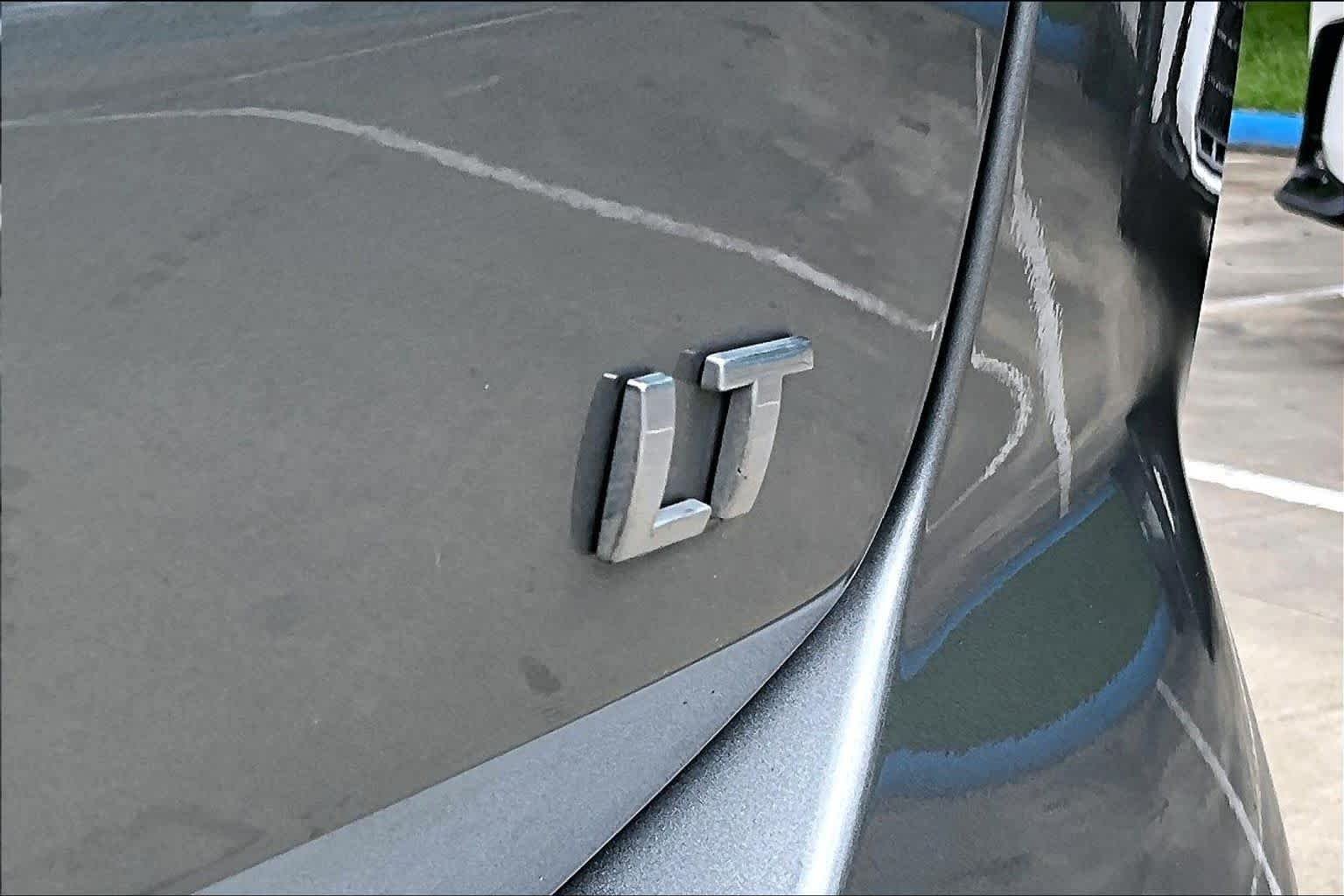 Used 2023 Sterling Gray Metallic Chevrolet LT image 9