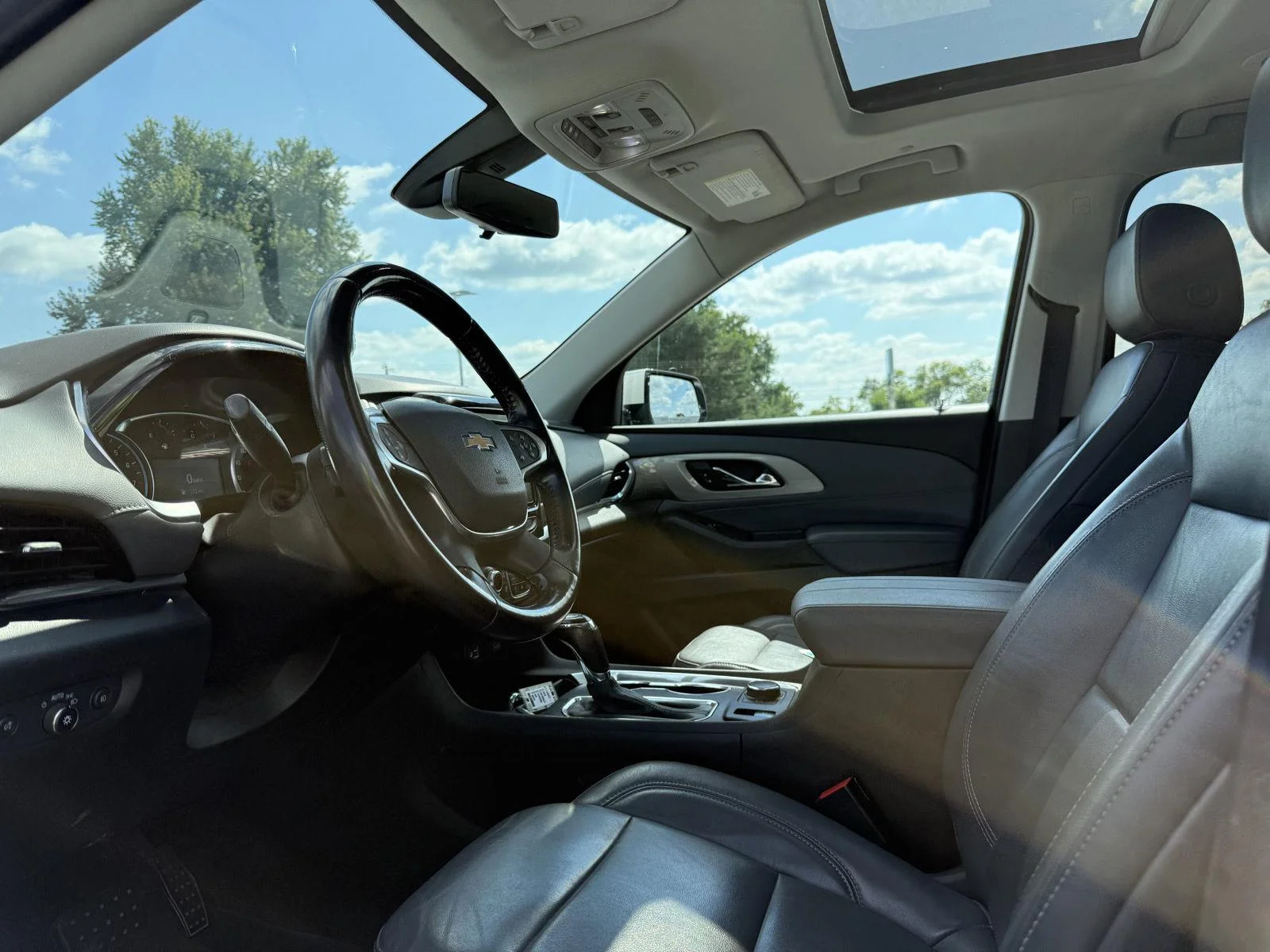 Used 2020 Summit White Chevrolet LT Leather image 7