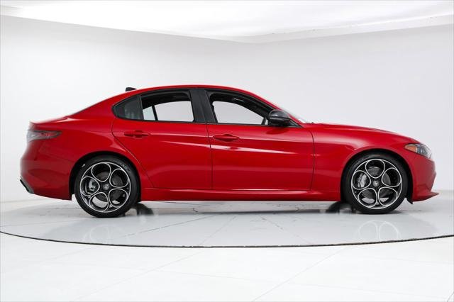 2025 Alfa Romeo Giulia Base - Photo 6