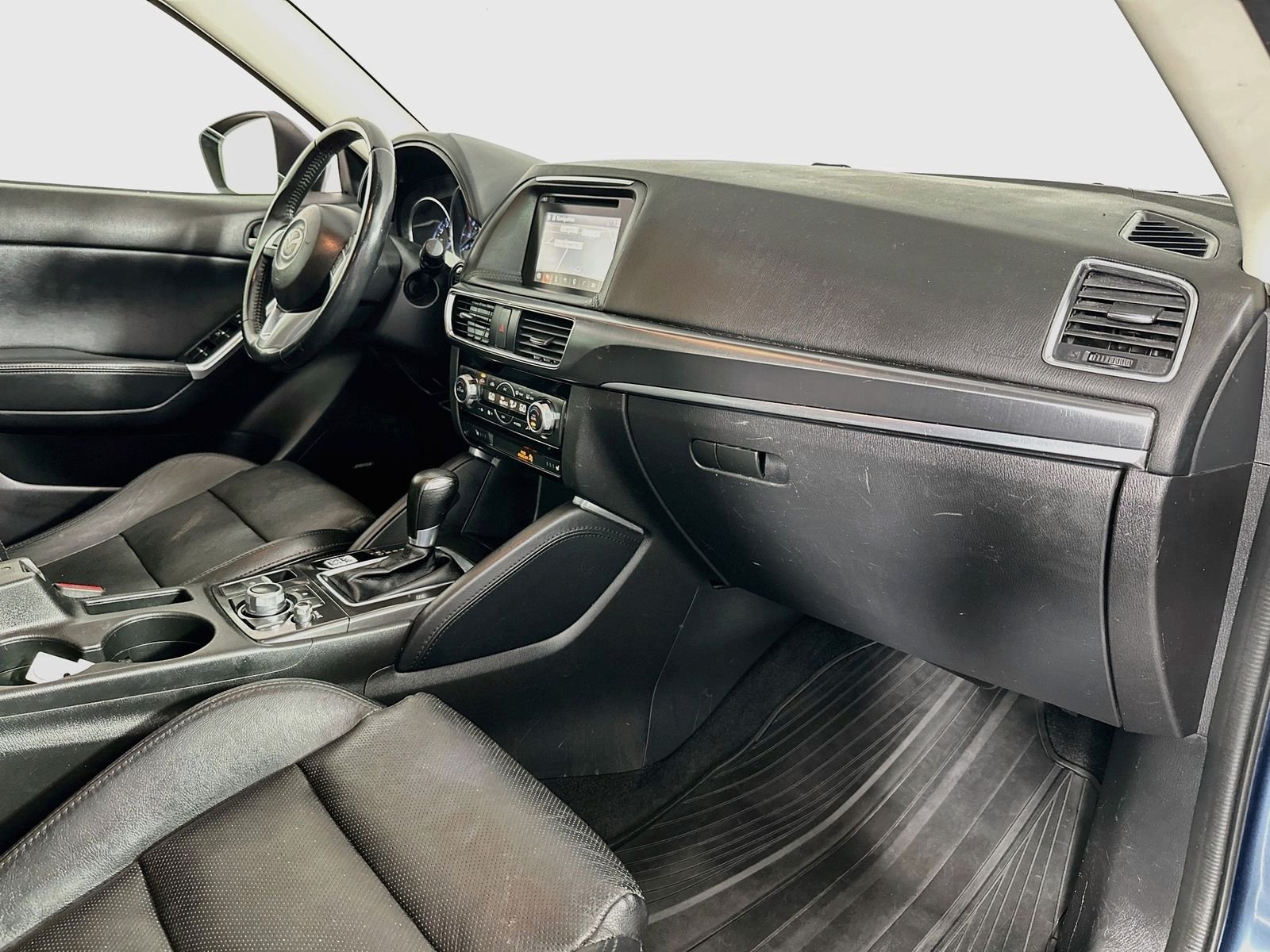 Used 2016 Blue Reflex Mica Mazda Grand Touring image 30