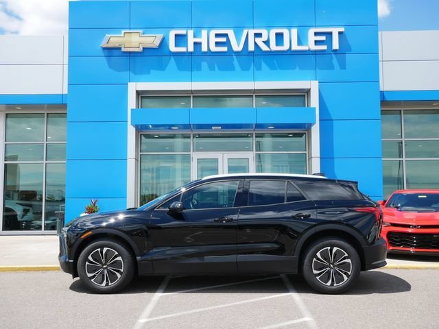 Used 2024 Chevrolet Blazer EV LT with VIN 3GNKDBRJ7RS193832 for sale in Roseville, Minnesota
