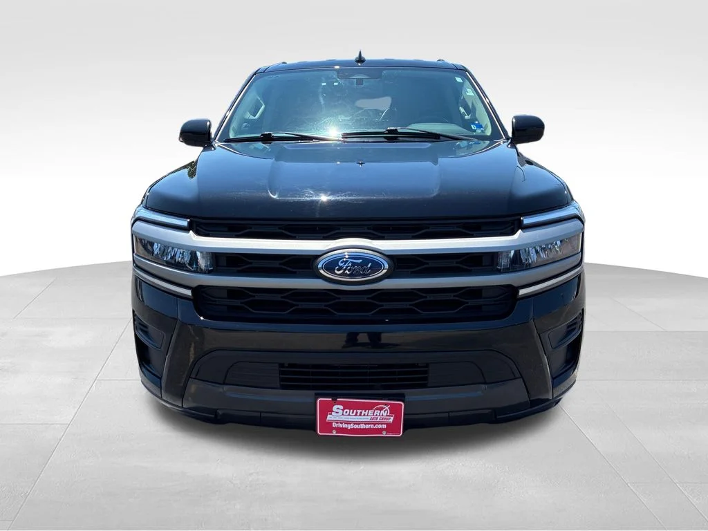 Used 2024 Black Ford XLT image 9