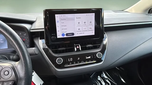 Used 2024  Toyota LE image 25