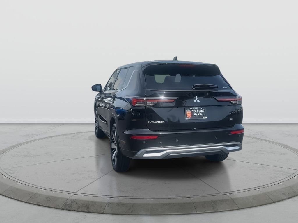 New 2026 LABRADOR BLK PR Mitsubishi SE image 5