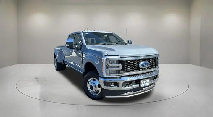 New 2026 Glacier Gray Metallic Tri-Coat Ford F-350® Lariat® image 1