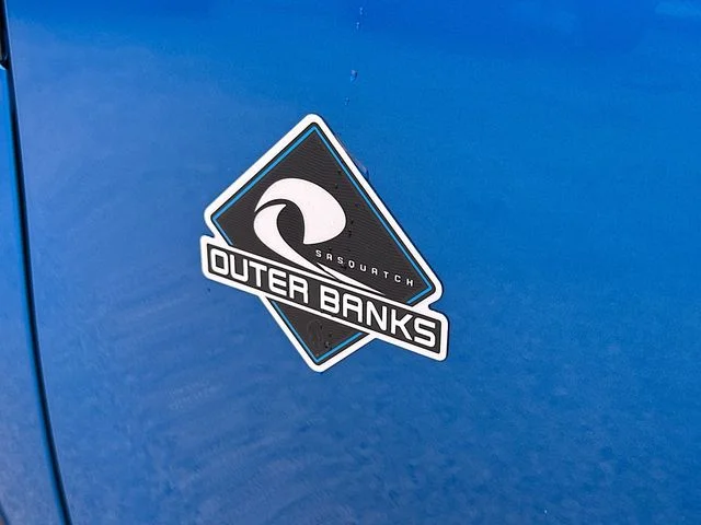 New 2025 Blue Metallic Ford Outer Banks image 19
