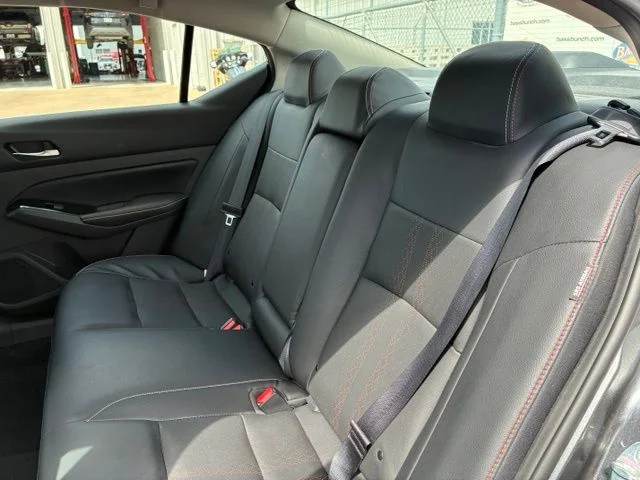 2023 Nissan Altima SR - Photo 8