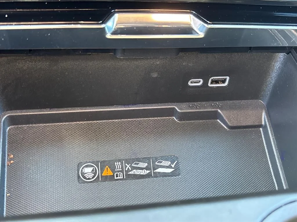 Used 2026 White GMC Denali image 36