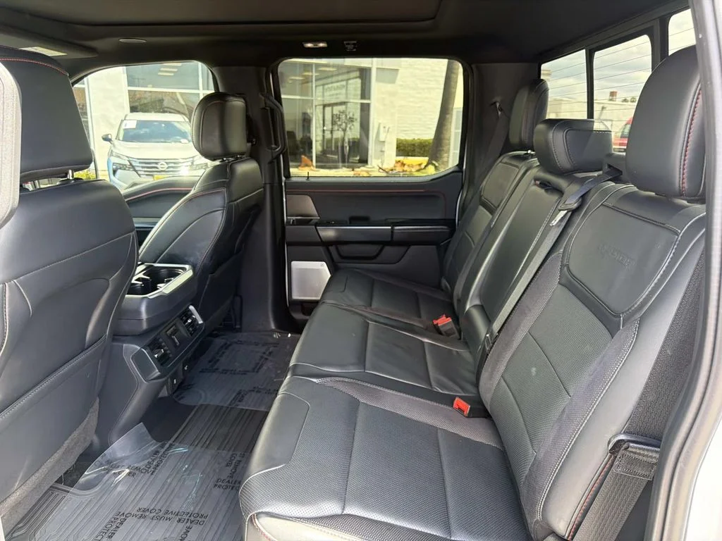 Used 2024 OXFORD WHITE Ford Raptor image 26
