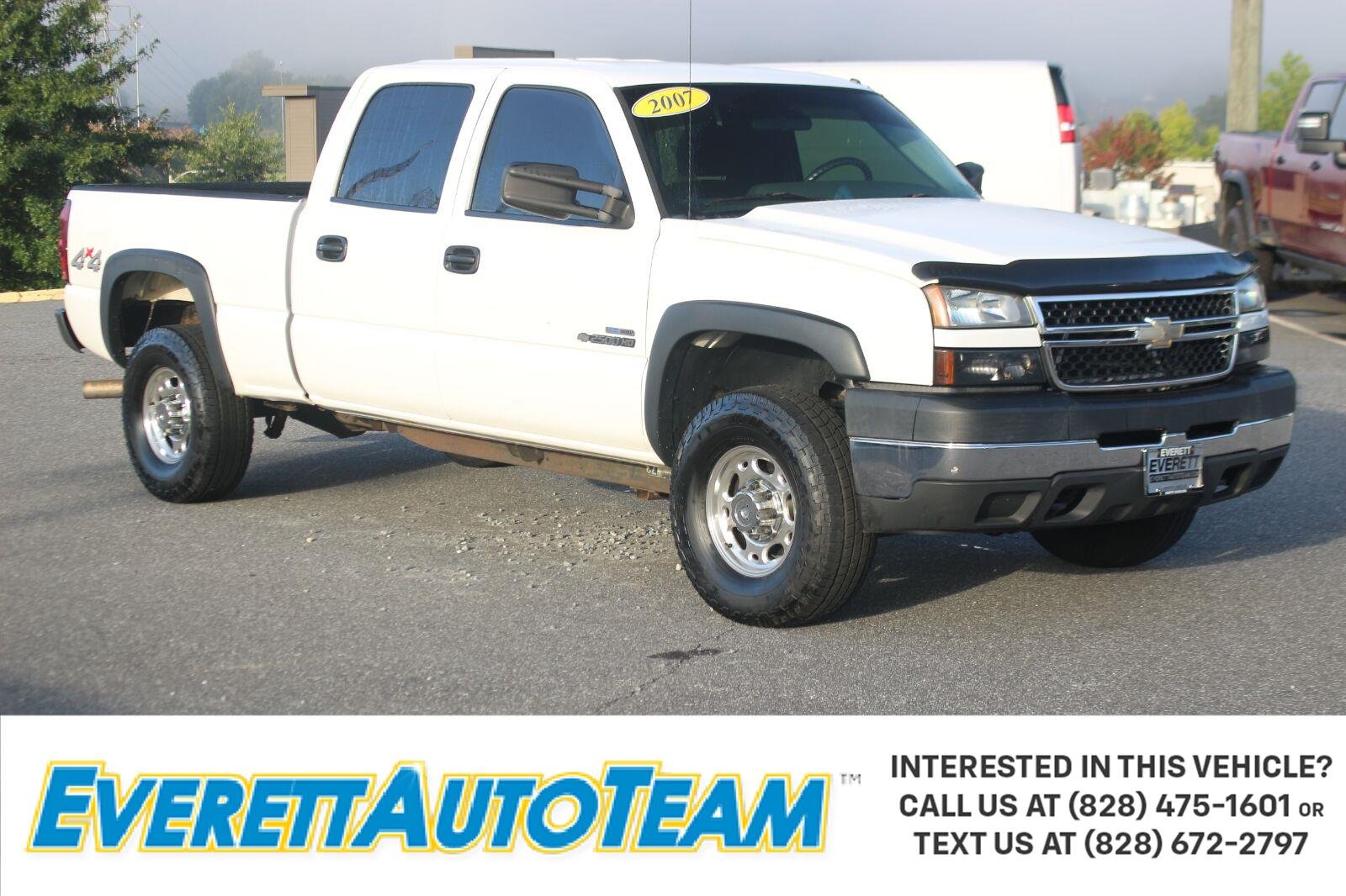 Used 2007 Summit White Chevrolet Work Truck image 1