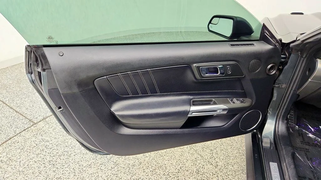 Used 2015 Guard Metallic Ford 2dr Fastback GT image 10