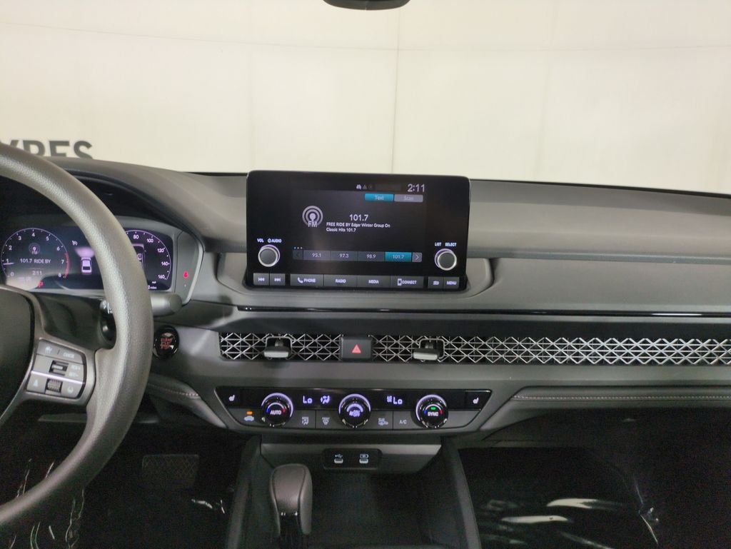2024 Honda Accord EX - Photo 18