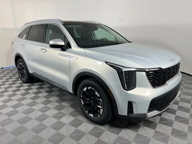 2026 Kia Sorento S AT's photo