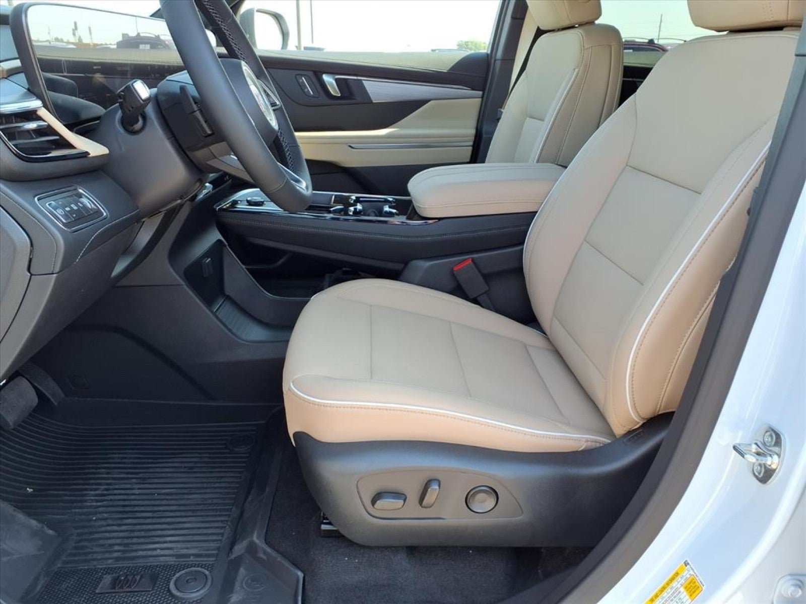 2026 Buick Enclave Preferred - Photo 33