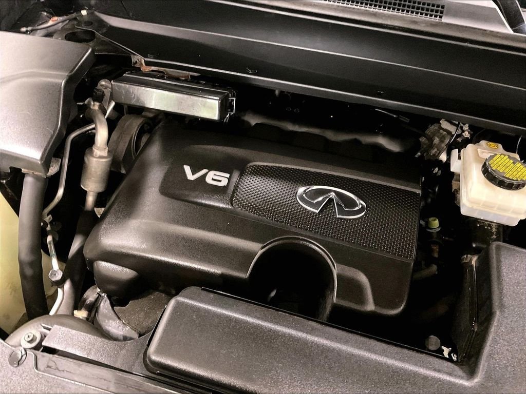Used 2019 Black INFINITI LUXE image 36