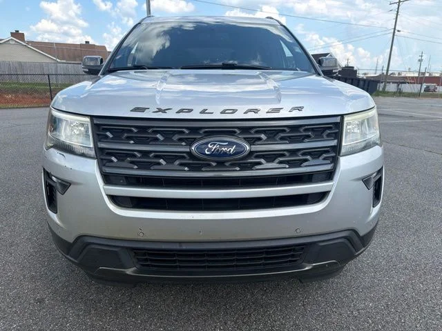 Used 2019 Silver Ford XLT image 9