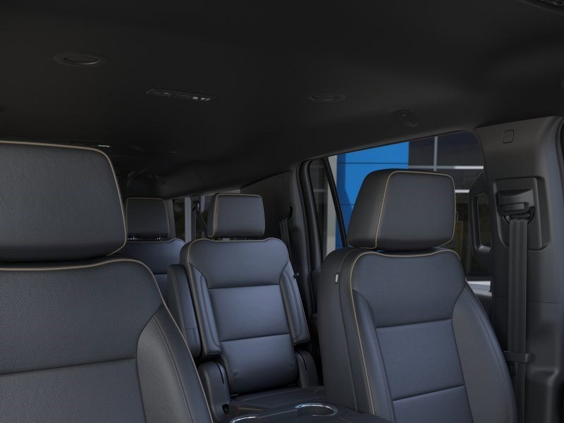 2026 Chevrolet Suburban Premier - Photo 24