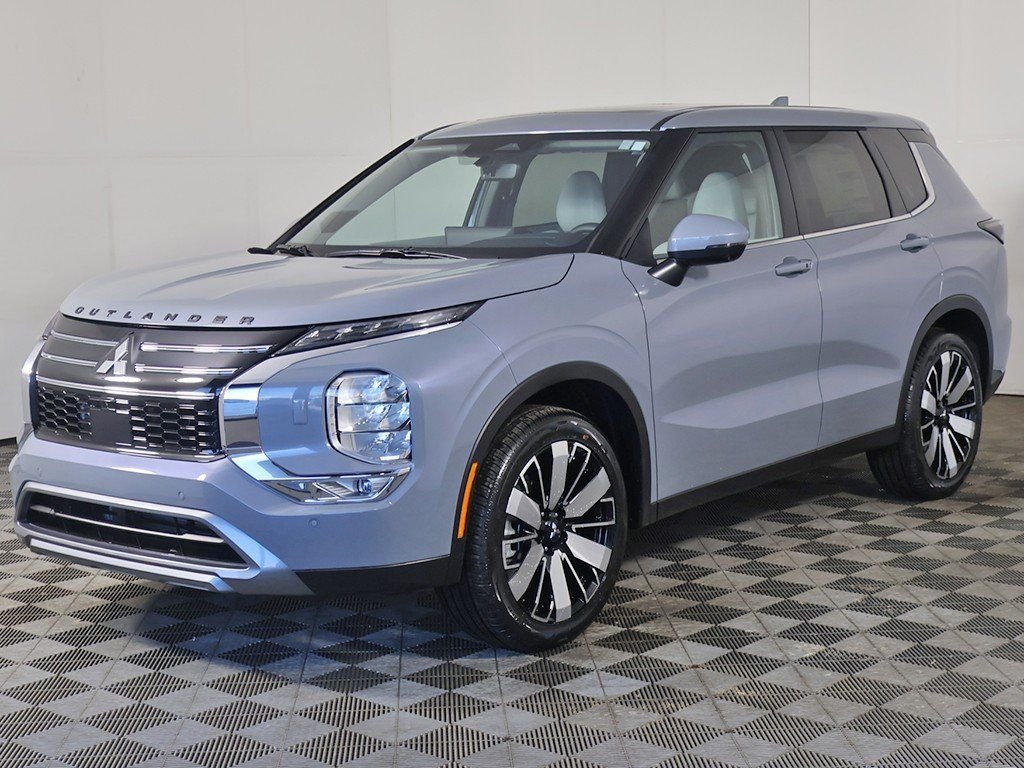 New 2026 Gray Mitsubishi SE image 11