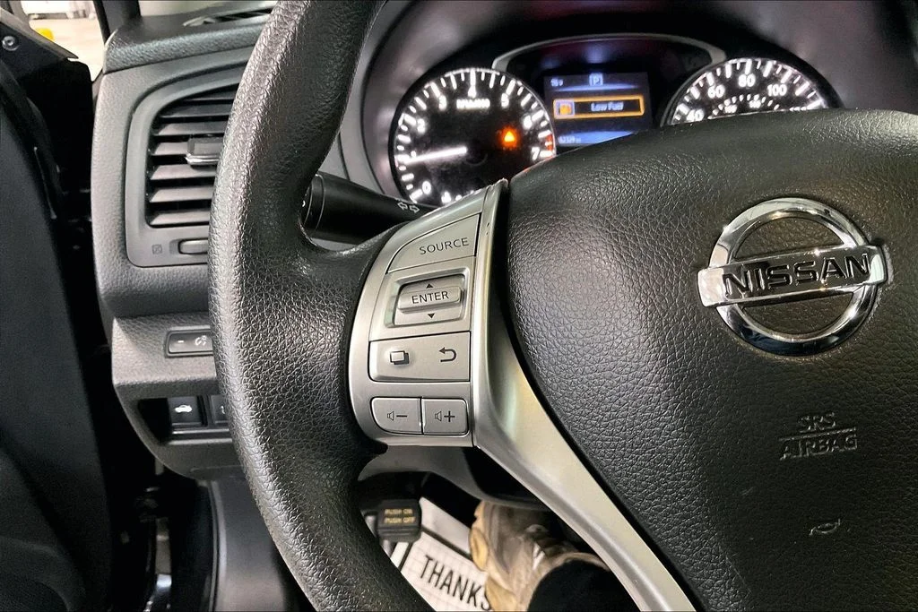 Used 2016 Black Nissan 2.5 S image 17
