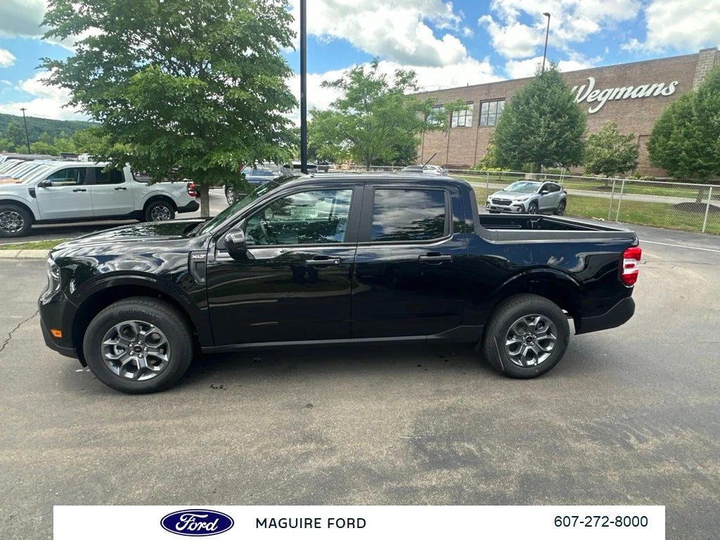 New 2026 Shadow Black Ford XLT image 7