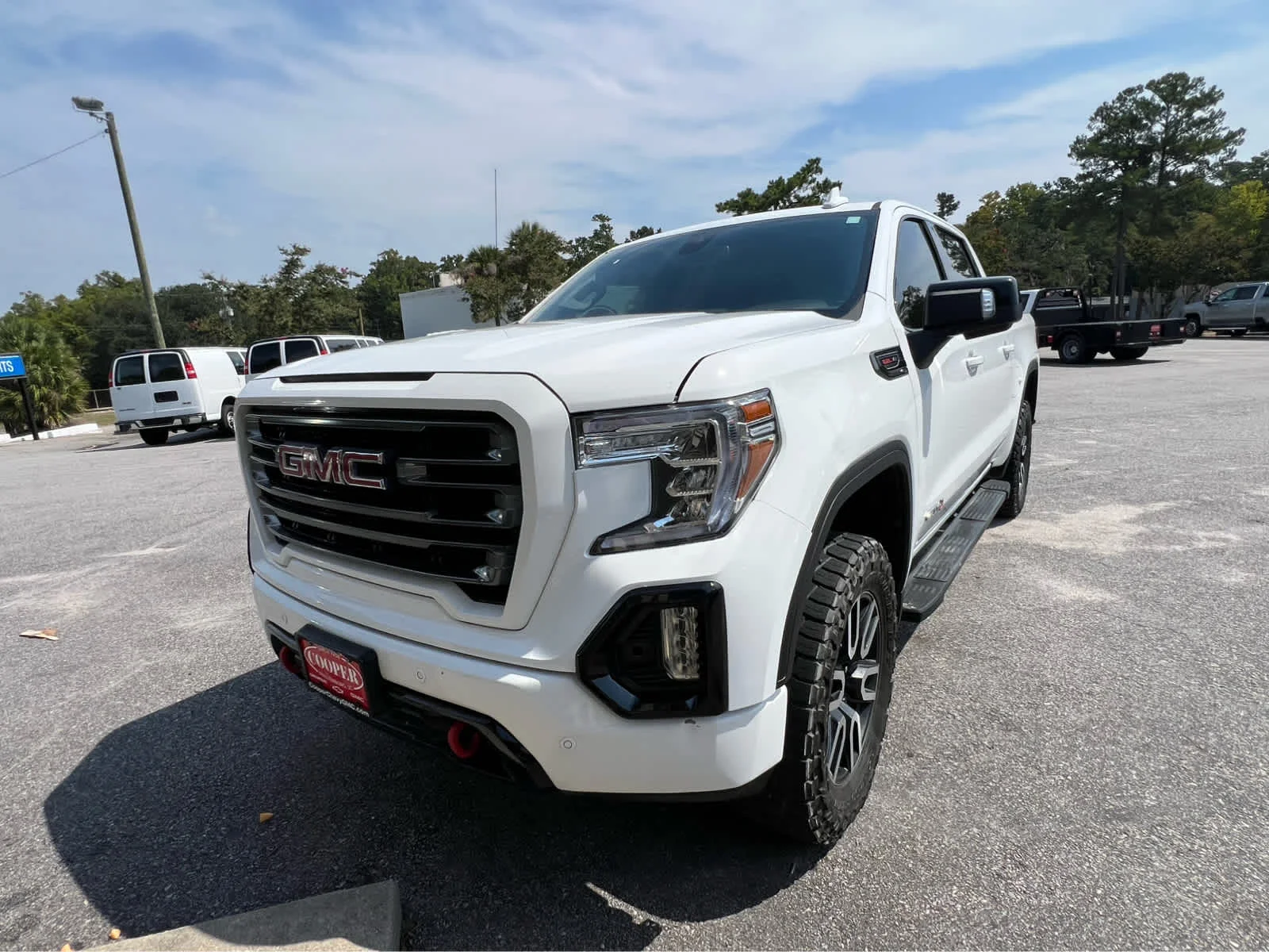 Used 2021 SUMMIT WHITE GMC AT4 image 1