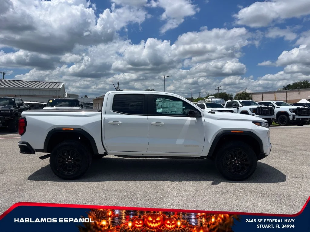 New 2026 Summit White GMC Elevation image 4