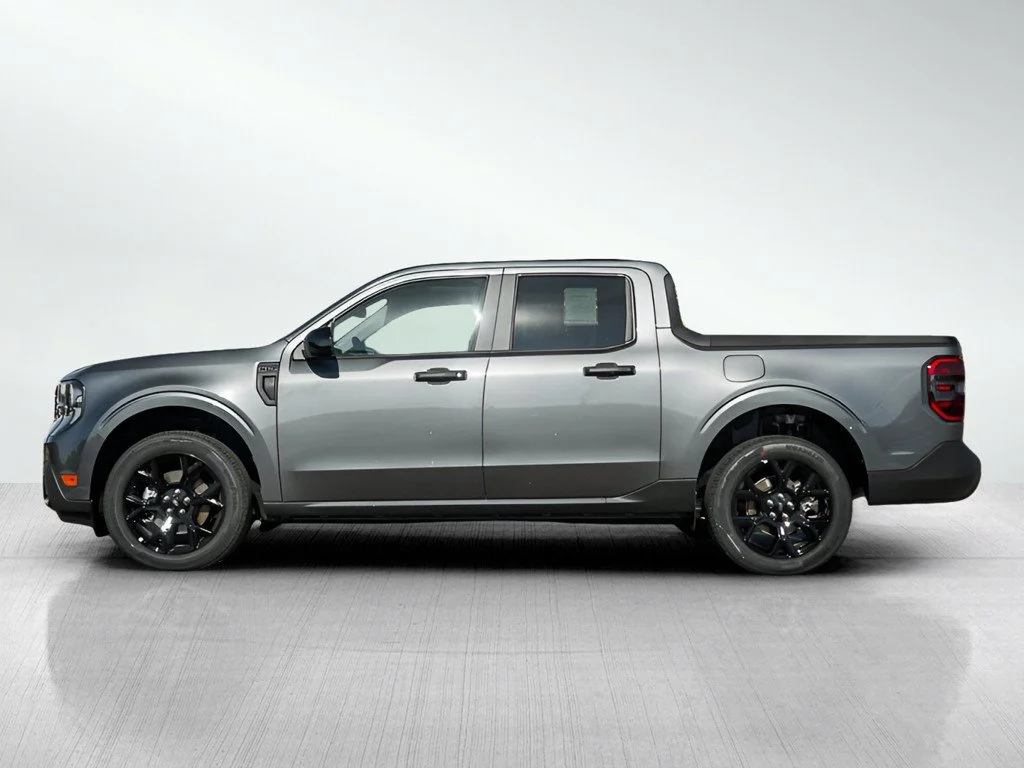 New 2026 Carbonized Gray Metallic Ford XLT image 3